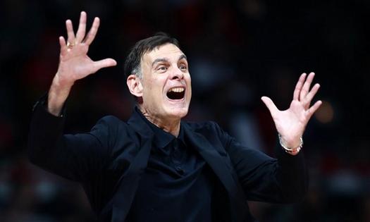 ΚΡΑΤΗΣΤΕ ΤΟΝ ΜΠΑΡΤΖΩΚΑ ΣΤΟ ΛΙΜΑΝΙ!!